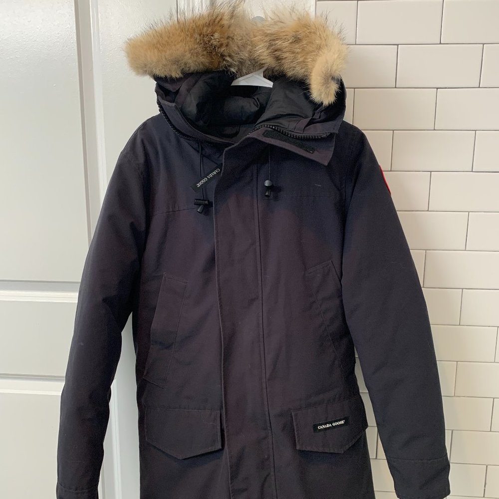 Canada Goose Langford Slim Fit Down Parka with Genuine Coyote Fur Trim, Size S